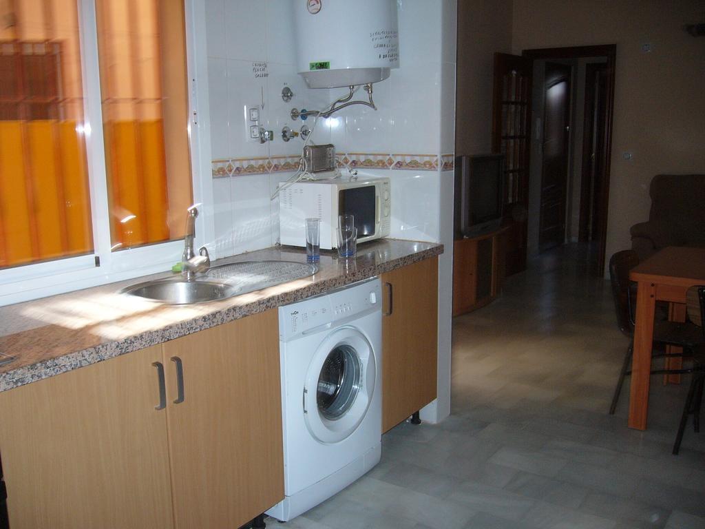 סביליה Apartamentos Alamare חדר תמונה