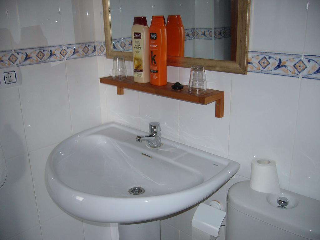 סביליה Apartamentos Alamare חדר תמונה